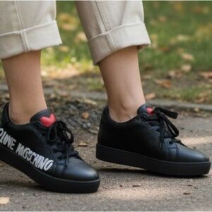 🖤❣️ Love Moschino Leather Sneakers – Size 38 – Heart Logo on Black ❣️🖤